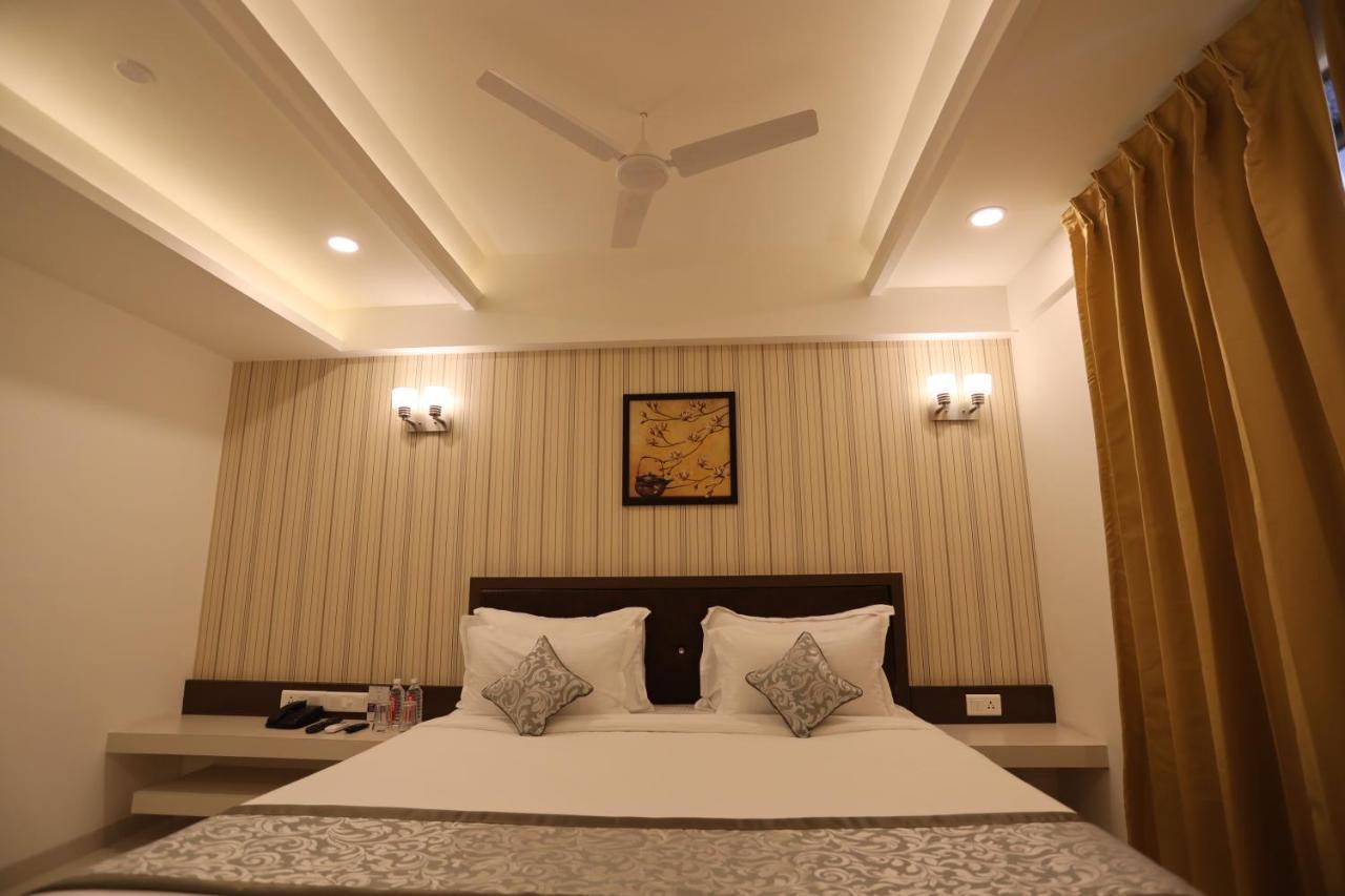 Click Collection Jaipur, Sindhi Camp Hotel Exterior photo